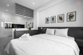 New Era, Nilie Hospitality MGMT, Thessaloniki